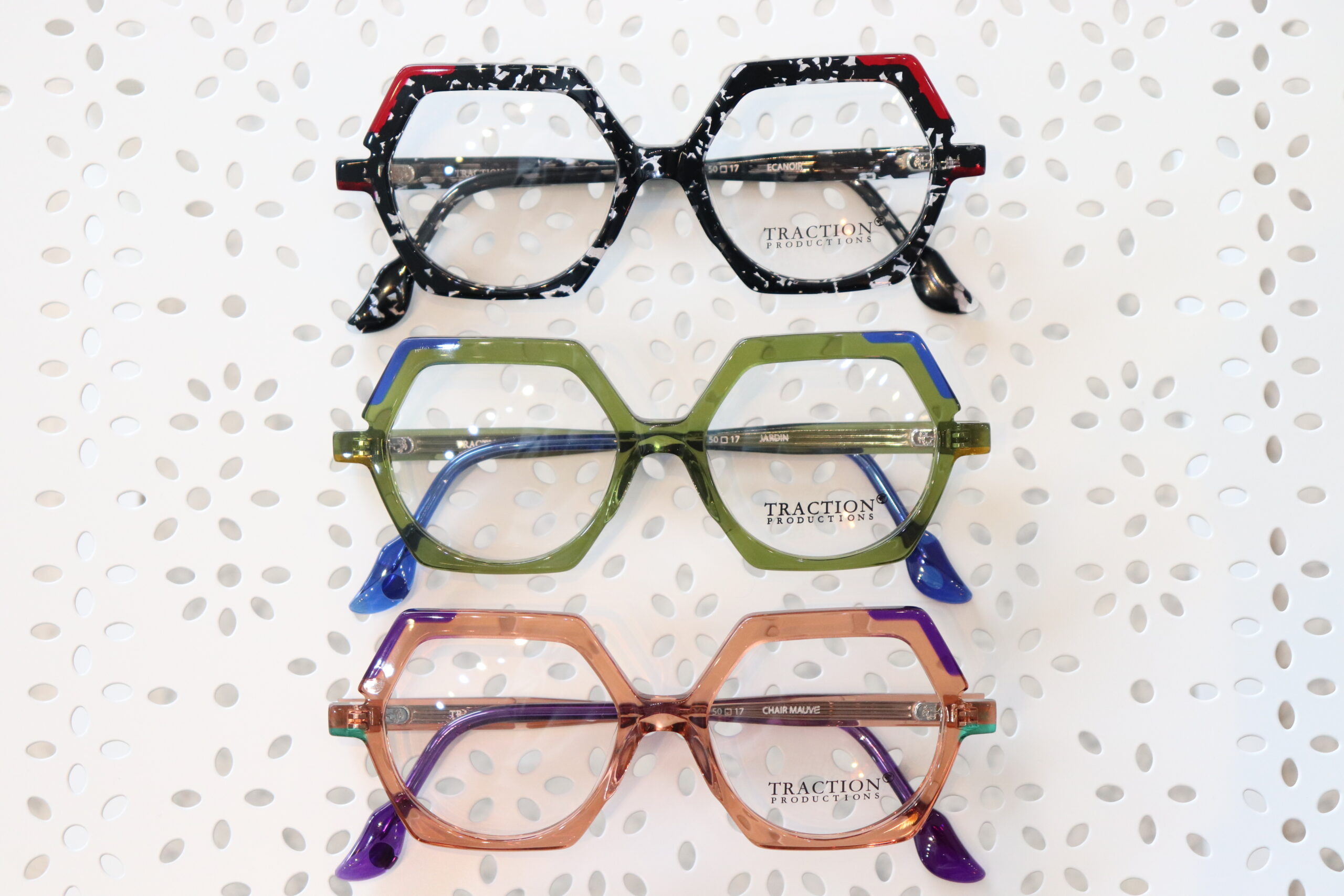 美品TRACTION PRODUCTIONS　フォックス型眼鏡 美品TRACTION PRODUCTIONS フォックス型眼鏡 - メルカリ